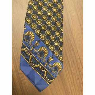 Gianni Versace - GIANNIVERSACE(ジャンニヴェルサーチ Gianni Versace - GIANNIVERSACE(ジャンニヴェルサーチ