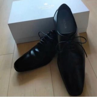 Vera Wangのフリマアイテム一覧 Vera Wangのフリマアイテム一覧