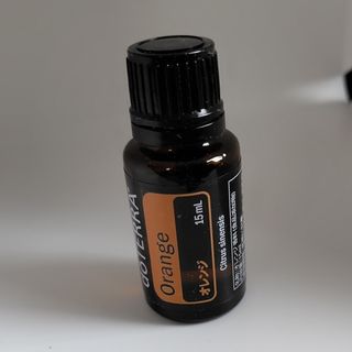 ドテラ ビューティフル タッチ10ml ☆限定品☆新品未開封☆の ドテラ ビューティフル タッチ10ml ☆限定品☆新品未開封☆の