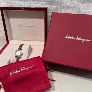 Salvatore Ferragamo(腕時計)のフリマアイテム一覧 Salvatore Ferragamo(腕時計)のフリマアイテム一覧