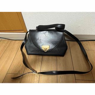 NINA RICCI(ショルダーバッグ)のフリマアイテム一覧 NINA RICCI(ショルダーバッグ)のフリマアイテム一覧