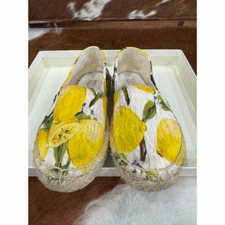 DOLCE&GABBANA(キッズ/ベビー/マタニティ)のフリマアイテム一覧 DOLCE&GABBANA(キッズ/ベビー/マタニティ)のフリマアイテム一覧