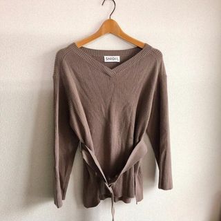 SNIDEL - レースカラーニットプルオーバーの通販 by SNIDEL - レースカラーニットプルオーバーの通販 by