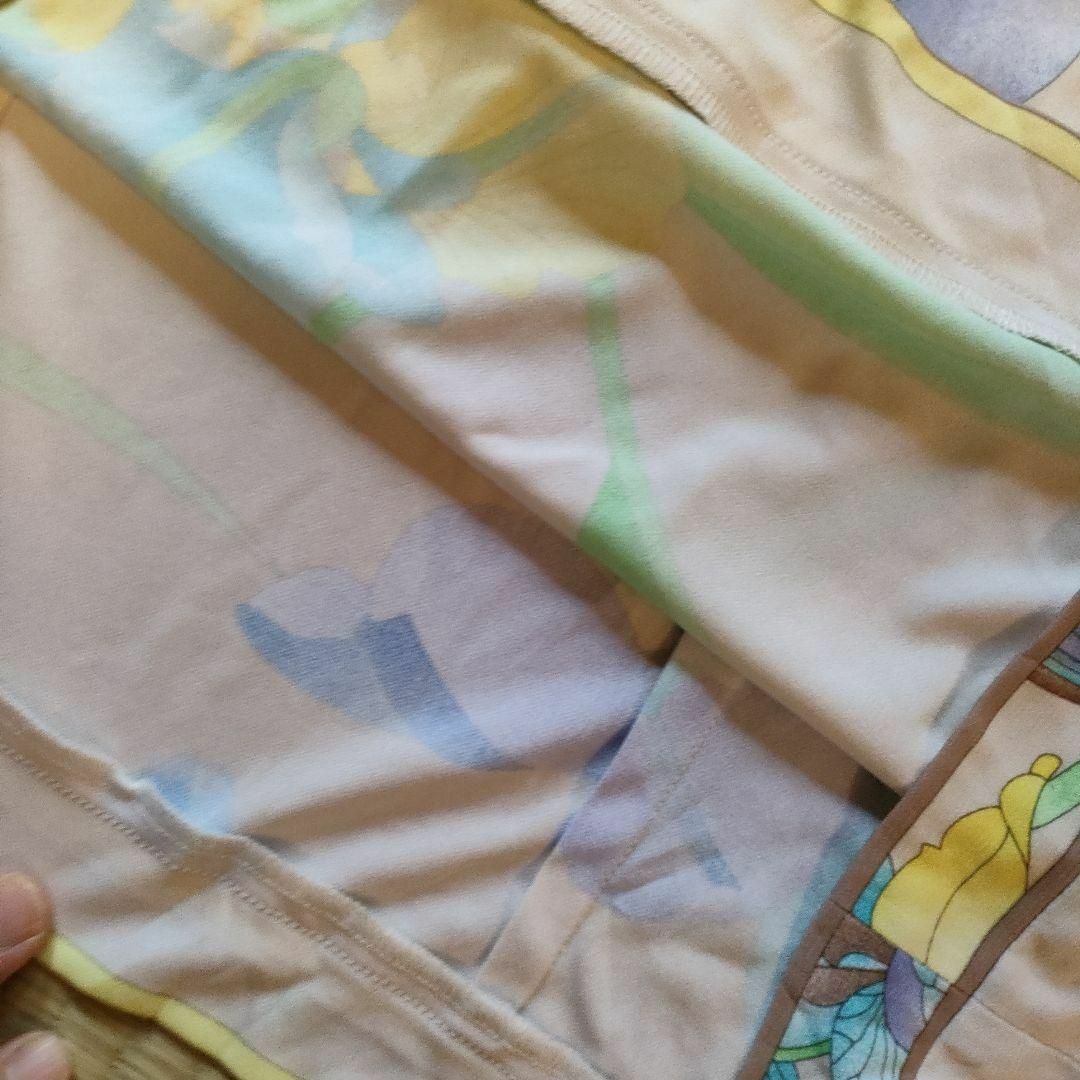 LEONARD - お3 超美品 LEONARD フラワープリント 半袖Tシャツ 42 LEONARD - お3 超美品 LEONARD フラワープリント 半袖Tシャツ 42