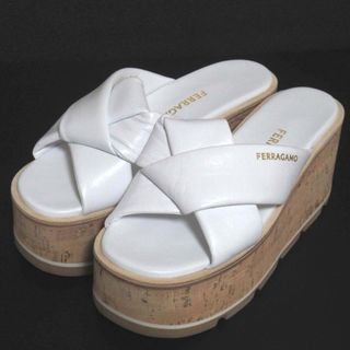 Salvatore Ferragamo - 未使用 24SS FERRAGAMO フェラガモ Salvatore Ferragamo - 未使用 24SS FERRAGAMO フェラガモ
