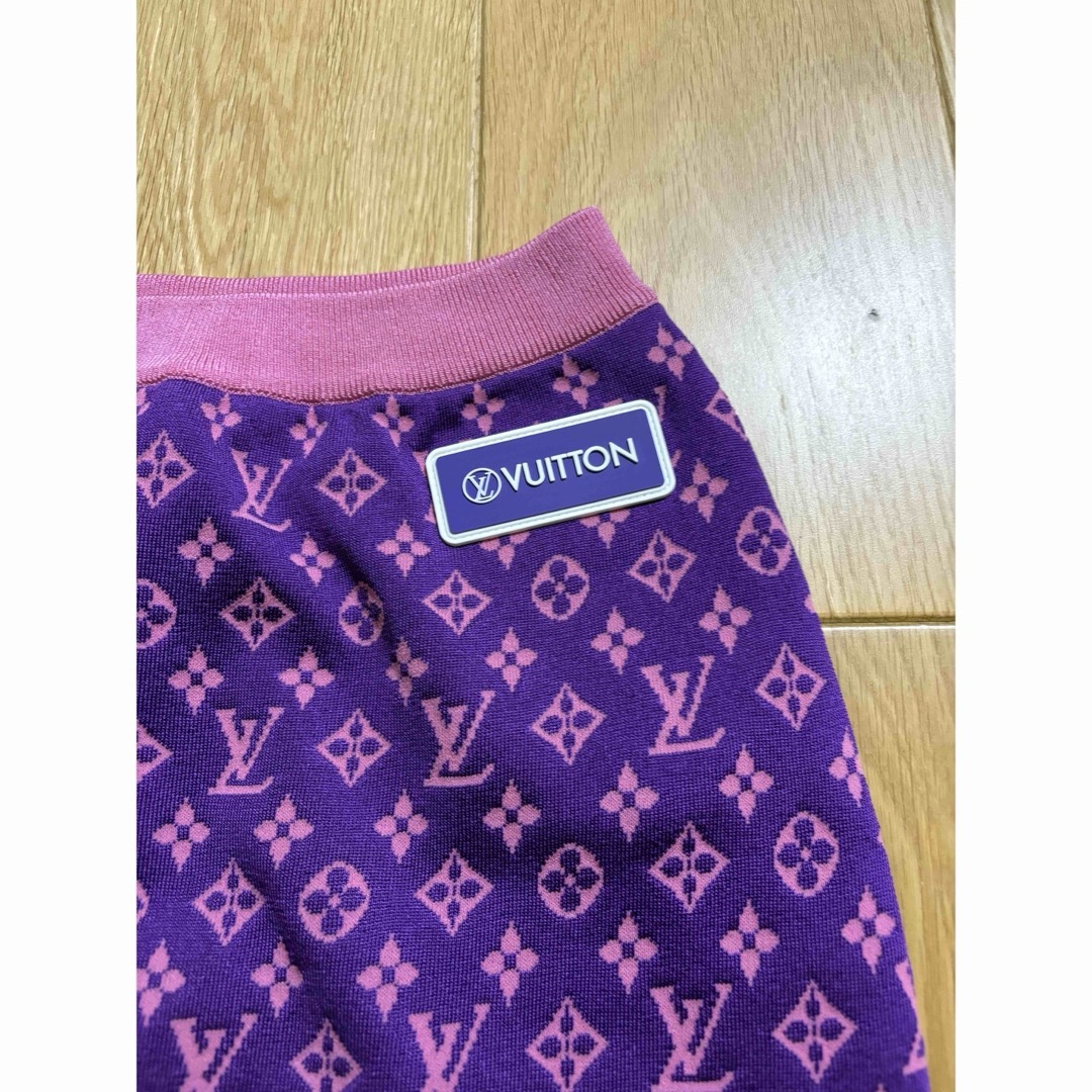 LOUIS VUITTON - Vuitton silk ニットスカートXS purple 未使用 LOUIS VUITTON - Vuitton silk ニットスカートXS purple 未使用