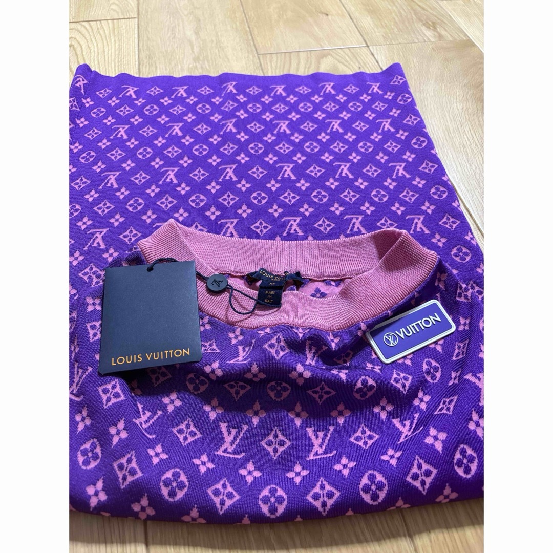 LOUIS VUITTON - Vuitton silk ニットスカートXS purple 未使用 LOUIS VUITTON - Vuitton silk ニットスカートXS purple 未使用