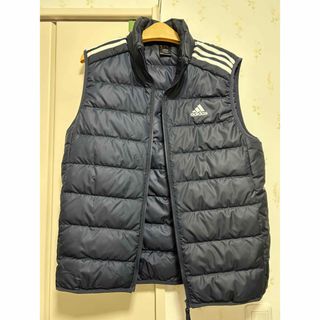 UNIQLO - ユニクロ ウルトラライトダウンベスト ブラックの通販 UNIQLO - ユニクロ ウルトラライトダウンベスト ブラックの通販