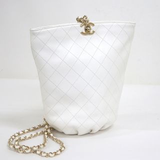CHANEL(リュック/バックパック ・ ホワイト/白色系)のフリマ CHANEL(リュック/バックパック ・ ホワイト/白色系)のフリマ