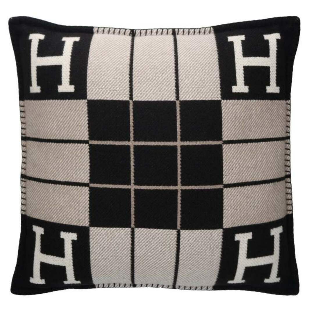 格安 HERMES - エルメス アヴァロンPM Hロゴ ウール カシミヤ クッション・座布団