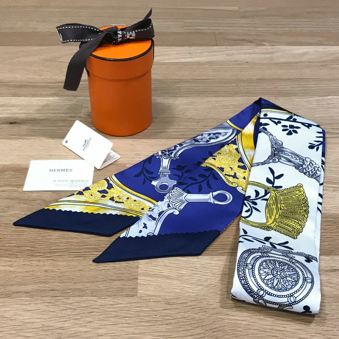 HERMES - 新品未使用 エルメス 2020SS ツイリー 鐙 リミックス HERMES - 新品未使用 エルメス 2020SS ツイリー 鐙 リミックス
