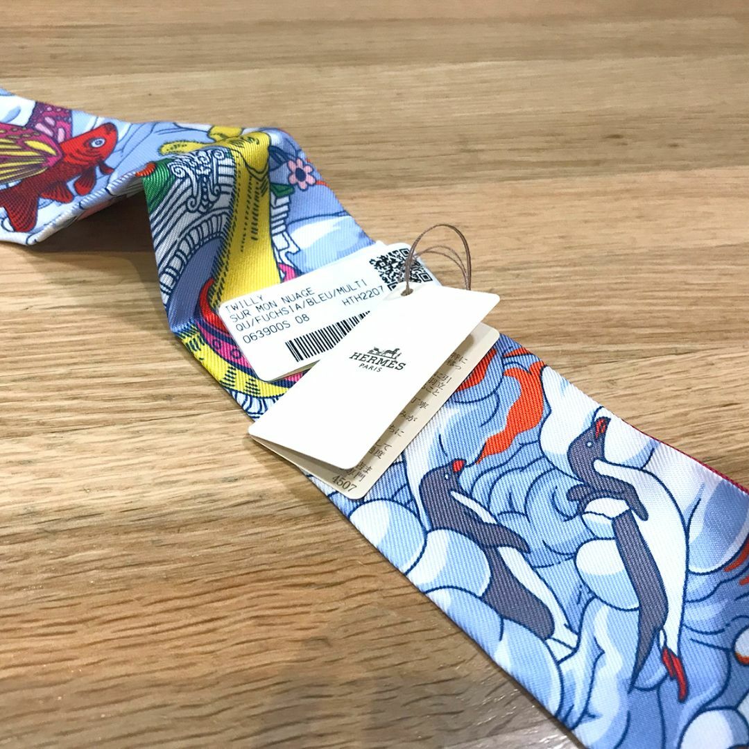 HERMES - 新品未使用 エルメス 2022AW ツイリー 私の雲 HERMES - 新品未使用 エルメス 2022AW ツイリー 私の雲