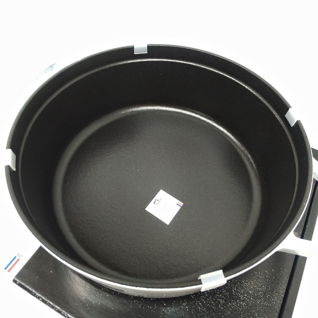 STAUB - ストウブ 26cm ピコ・ココットラウンド シャロー STAUB - ストウブ 26cm ピコ・ココットラウンド シャロー