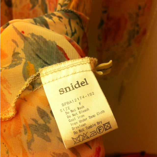 SNIDEL(スナイデル)のsnidel花柄チュニック♡ レディースのトップス(チュニック)の商品写真