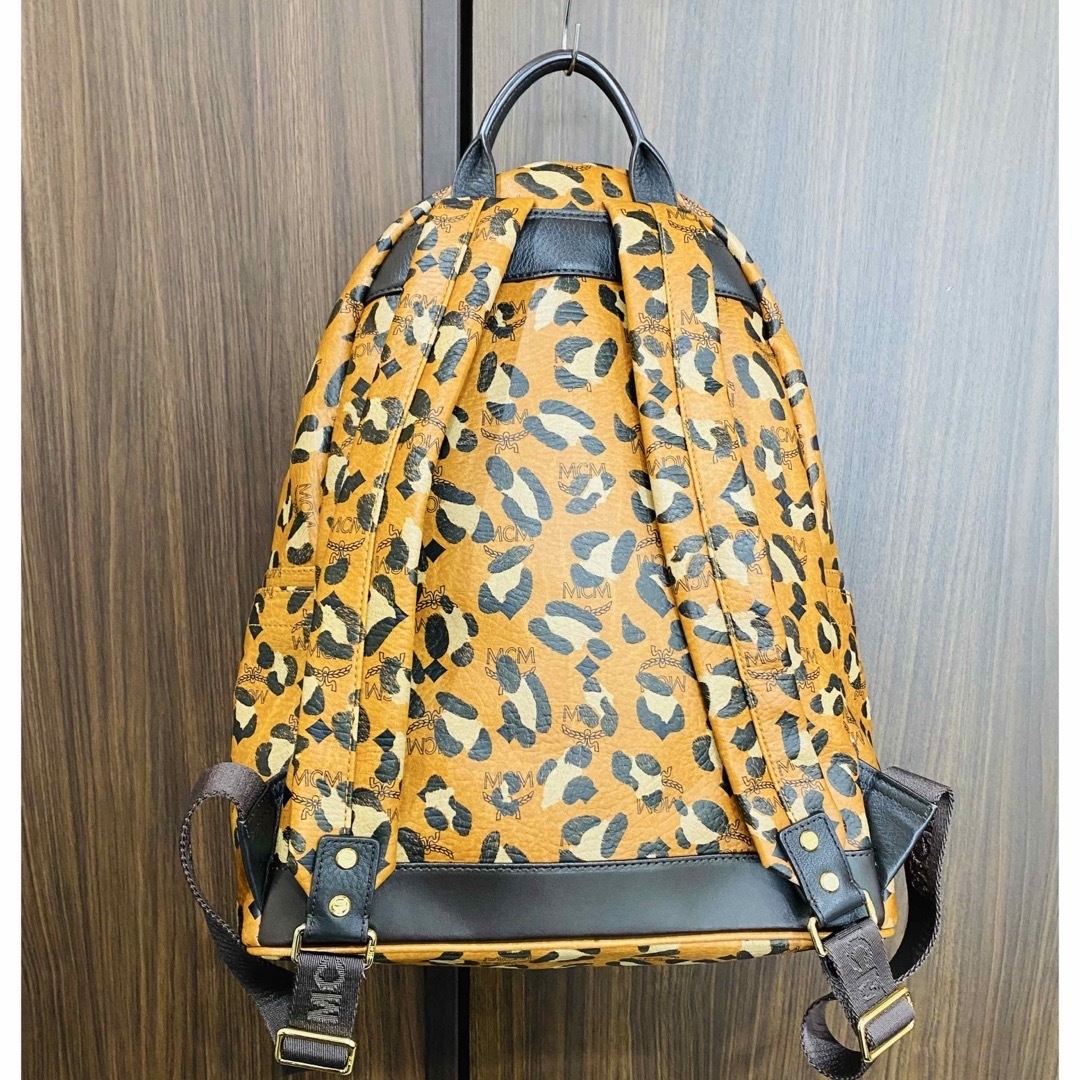 MCM - 未使用 MCM MWK CO001 バックパック 限定 ヒョウ柄 正規 MCM - 未使用 MCM MWK CO001 バックパック 限定 ヒョウ柄 正規