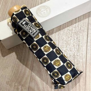 Gianni Versace - ジャンニヴェルサーチ 折りたたみ傘 -の通販 Gianni Versace - ジャンニヴェルサーチ 折りたたみ傘 -の通販