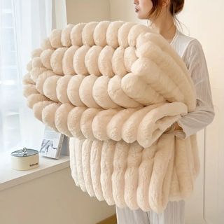 ETRO - エトロ ハーフケット 毛布の通販 by ヤマト↔︎郵便局 ETRO - エトロ ハーフケット 毛布の通販 by ヤマト↔︎郵便局