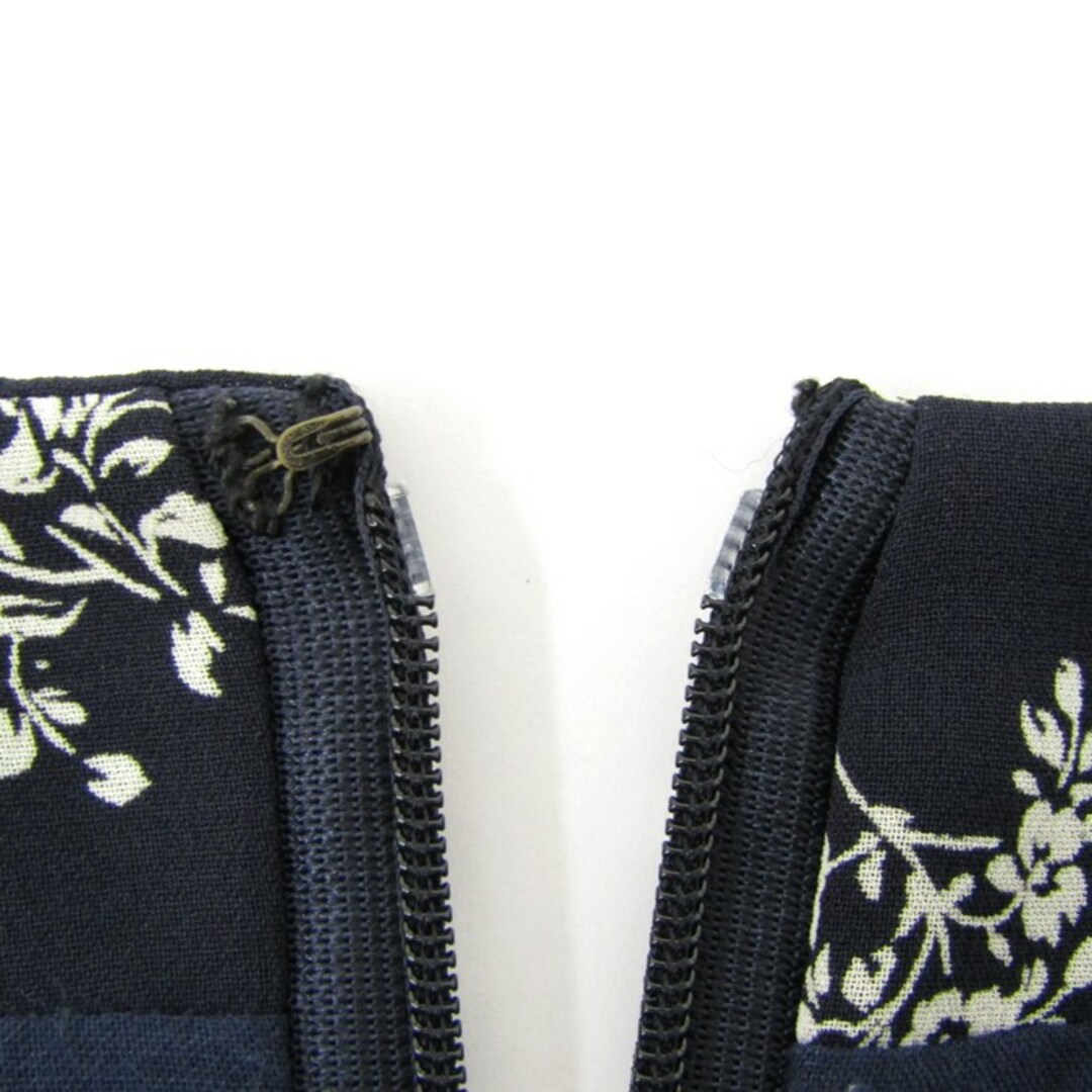 leilian - レリアン ワンピース トップス 半袖 花柄 日本製 leilian - レリアン ワンピース トップス 半袖 花柄 日本製