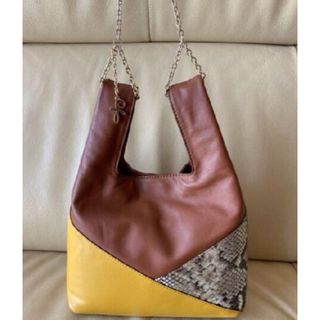 良品【定価60万】クロコダイル ハンドバッグ 肩がけショルダー 良品【定価60万】クロコダイル ハンドバッグ 肩がけショルダー