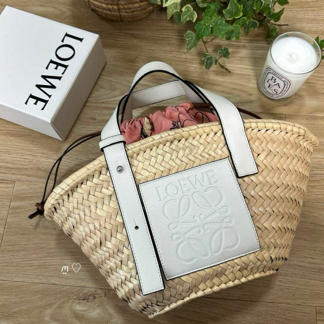 LOEWE - LOEWEロエべ ドローストリングポーチ 巾着袋 バッグイン LOEWE - LOEWEロエべ ドローストリングポーチ 巾着袋 バッグイン