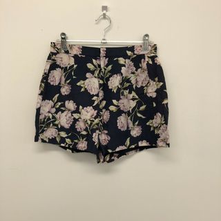 スナイデル(SNIDEL)の【SNIDEL】スナイデル ショートパンツ パンツ 花柄パンツ サイズ0 花柄 総柄(ショートパンツ)