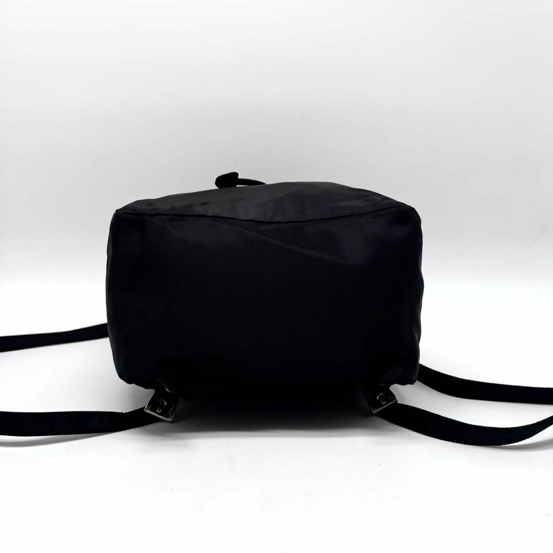 PRADA - 【極上美品・使用感少ない】プラダ リュック 三角ロゴ PRADA - 【極上美品・使用感少ない】プラダ リュック 三角ロゴ