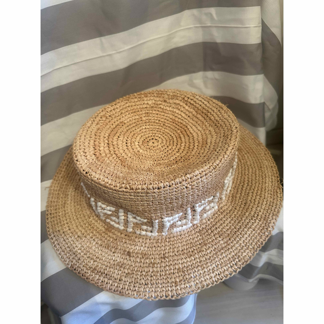 FENDI - 【人気・完売】FENDI フェンディ ベージュ ラフィア FENDI - 【人気・完売】FENDI フェンディ ベージュ ラフィア
