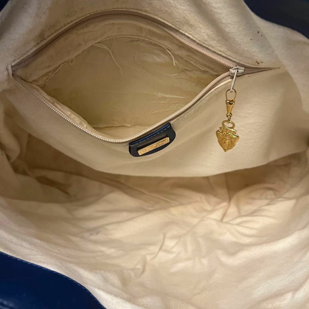 GUCCI - 超希少 オールドグッチ ブルー フローラ 昆虫プリント GUCCI - 超希少 オールドグッチ ブルー フローラ 昆虫プリント