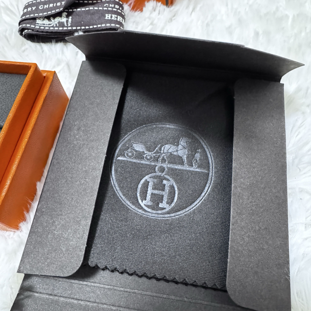 HERMES - エルメス アクセサリーbox 磨き用布 セットの通販 by HERMES - エルメス アクセサリーbox 磨き用布 セットの通販 by