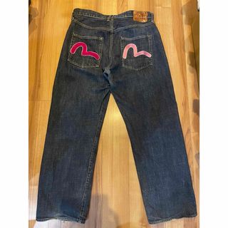 EVISU(ピンク/桃色系)のフリマアイテム一覧 EVISU(ピンク/桃色系)のフリマアイテム一覧