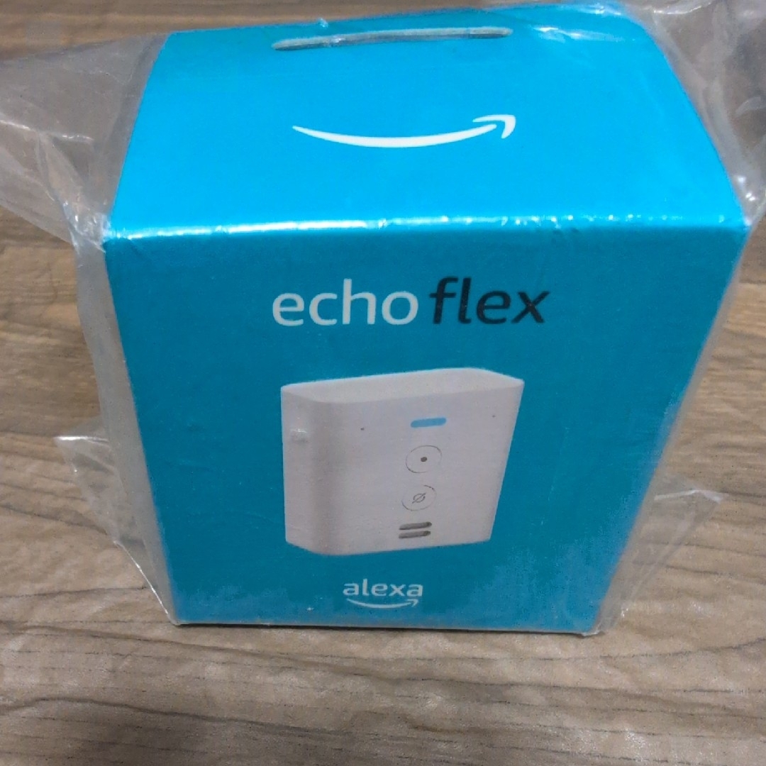 Amazon(アマゾン)のEcho Flex プラグイン式スマートスピーカー with Alexa スマホ/家電/カメラのスマホ/家電/カメラ その他(その他)の商品写真