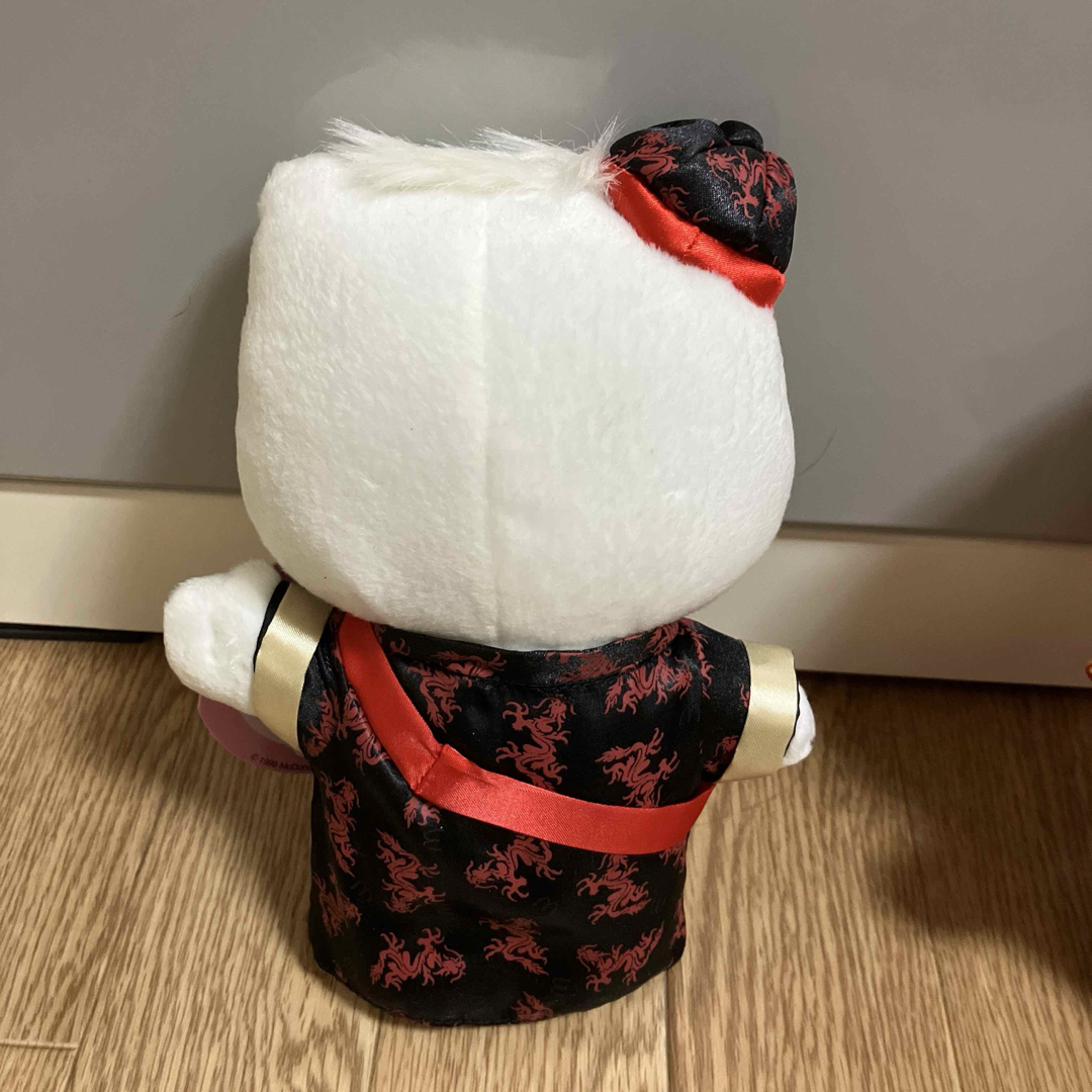 ハローキティ - 平成レトロキティ チャイニーズ結婚式ぬいぐるみ ハローキティ - 平成レトロキティ チャイニーズ結婚式ぬいぐるみ