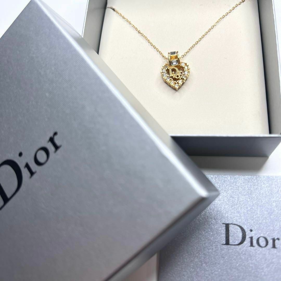 Christian Dior - Christian Dior ロゴ ハート ラインストーン Christian Dior - Christian Dior ロゴ ハート ラインストーン