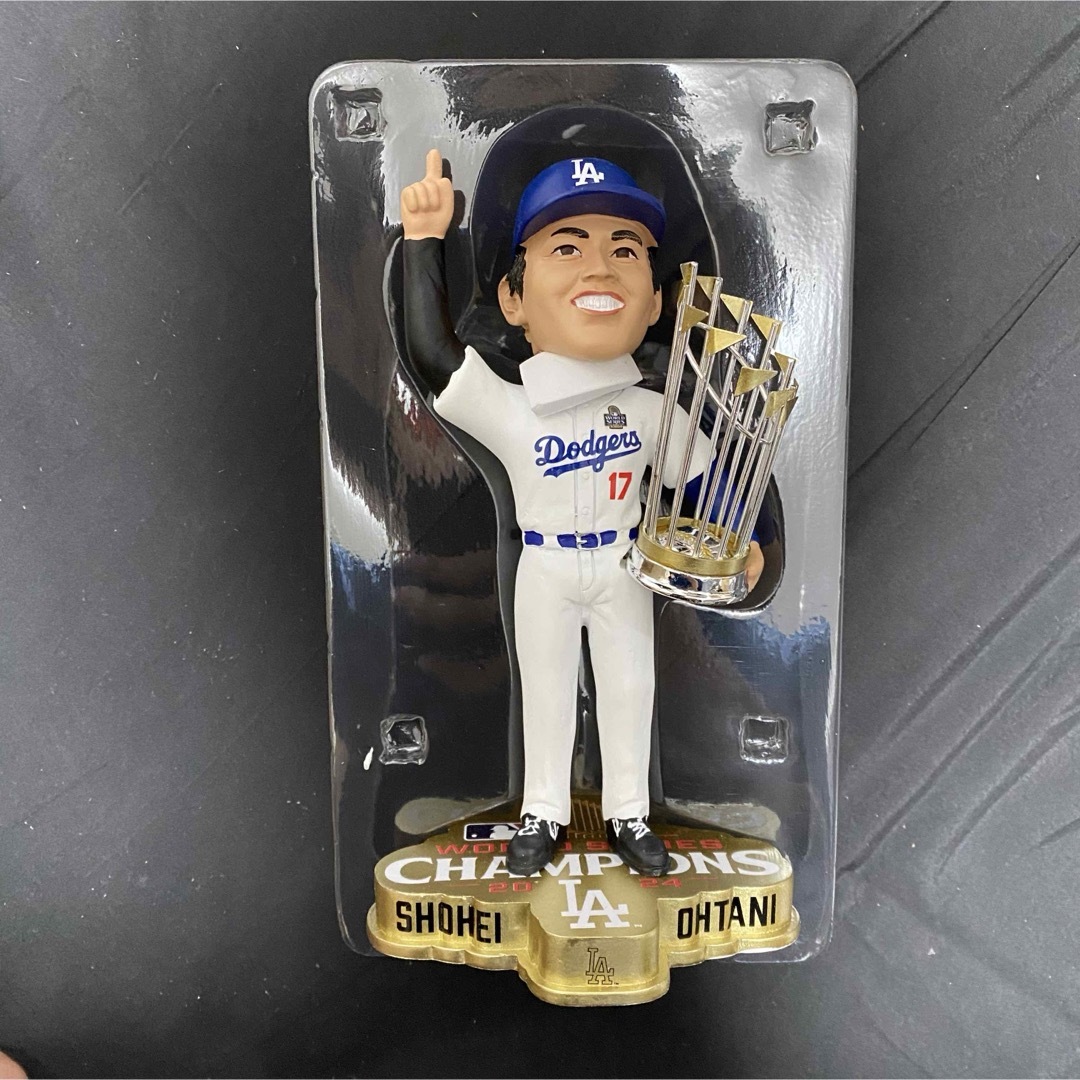 大谷翔平 ボブルヘッド ワールドシリーズ チャンピオン focoの 大谷翔平 ボブルヘッド ワールドシリーズ チャンピオン focoの