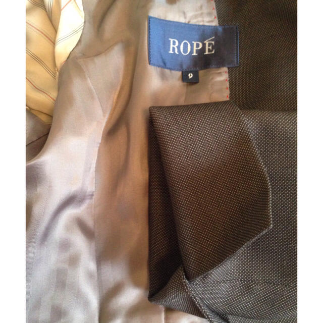 ROPE’(ロペ)のROPE グレー系ジャケット レディースのジャケット/アウター(テーラードジャケット)の商品写真