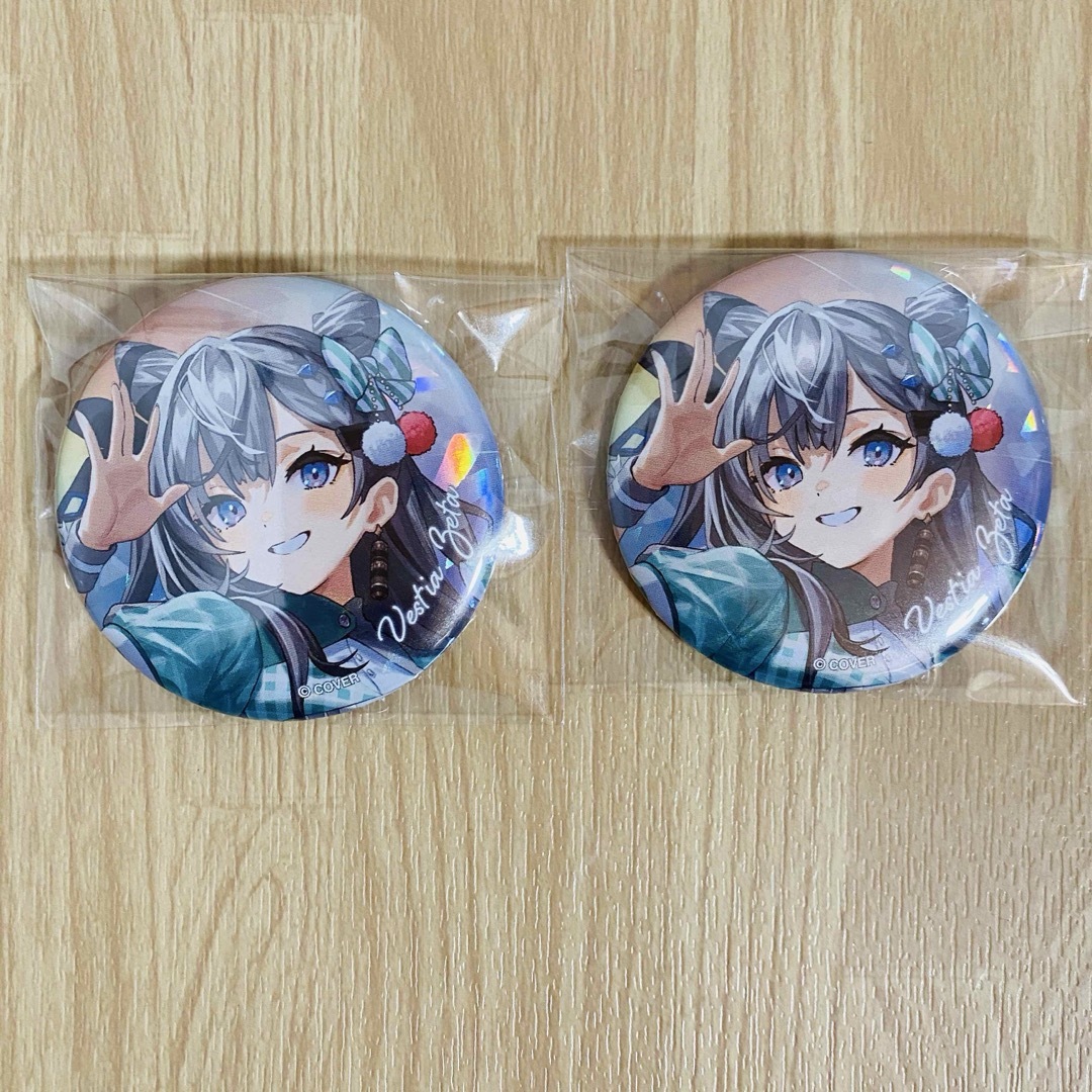 hololive(ホロライブ)の2個セット ベスティア ゼータ 缶バッジ 5th fes ホロライブ エンタメ/ホビーのアニメグッズ(バッジ/ピンバッジ)の商品写真