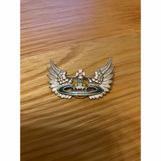 Vivienne Westwood(ブローチ/コサージュ)のフリマアイテム一覧 Vivienne Westwood(ブローチ/コサージュ)のフリマアイテム一覧