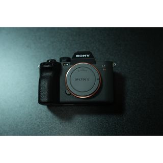 SONY - SONY α7S ILCE-7S ボディ USED品 ミラーレス一眼 カメラ SONY - SONY α7S ILCE-7S ボディ USED品 ミラーレス一眼 カメラ