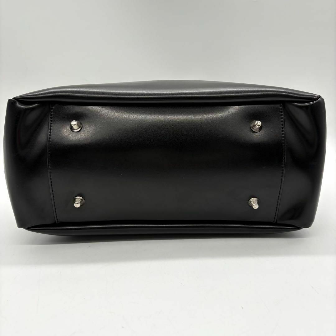 Yves Saint Laurent - Yves Saint Laurent ハンドバッグ Yves Saint Laurent - Yves Saint Laurent ハンドバッグ
