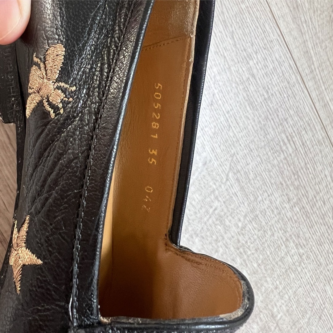 GUCCI - グッチ レザー ホースビット スター bee ローファーの GUCCI - グッチ レザー ホースビット スター bee ローファーの