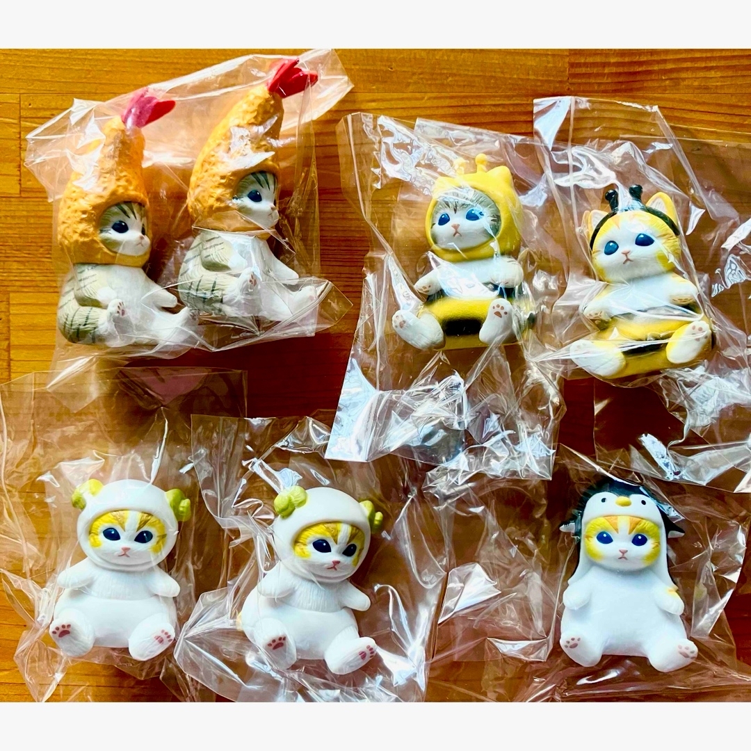 mofusand(モフサンド)のモフサンドマスコット7点セット(エビフライ×2、ひつじ×2、ペンギン、蜂×2種) エンタメ/ホビーのおもちゃ/ぬいぐるみ(キャラクターグッズ)の商品写真