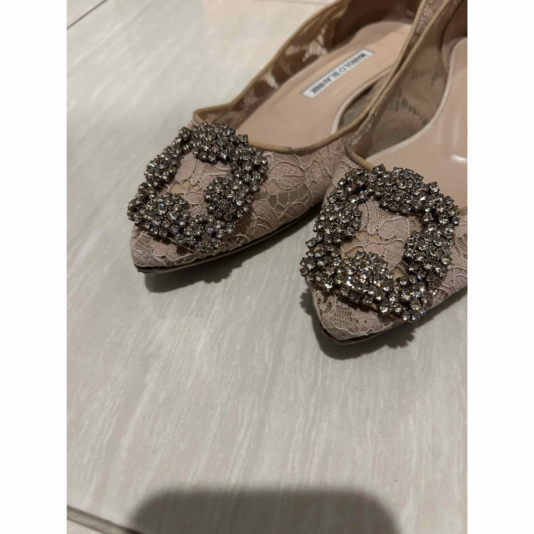 MANOLO BLAHNIK - マノロブラニク ハンギシ 36 レースベージュの MANOLO BLAHNIK - マノロブラニク ハンギシ 36 レースベージュの