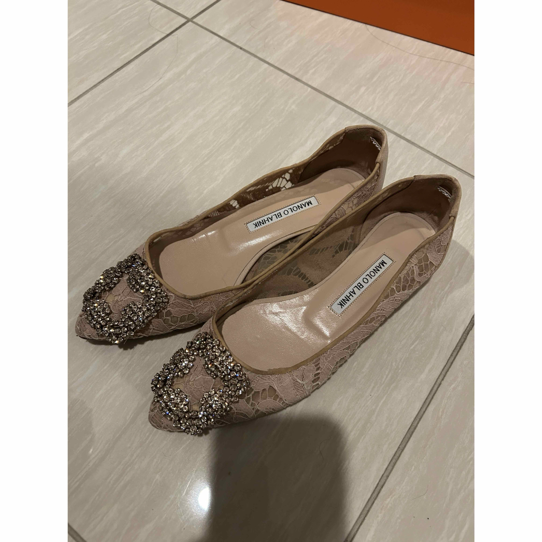 MANOLO BLAHNIK - マノロブラニク ハンギシ 36 レースベージュの MANOLO BLAHNIK - マノロブラニク ハンギシ 36 レースベージュの