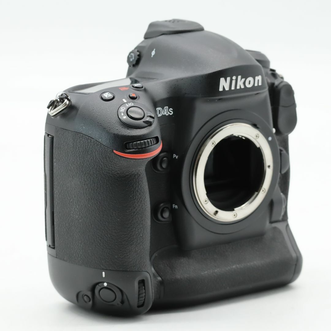 ショット数5696回 Nikon D4Sボディー #4233の通販 by アカシック ショット数5696回 Nikon D4Sボディー #4233の通販 by アカシック