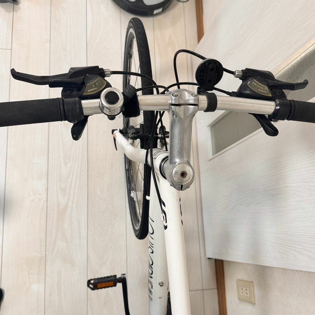 LOUIS GARNEAU - LOUIS GARNEAU ルイガノ クロスバイク白 アルミ LOUIS GARNEAU - LOUIS GARNEAU ルイガノ クロスバイク白 アルミ