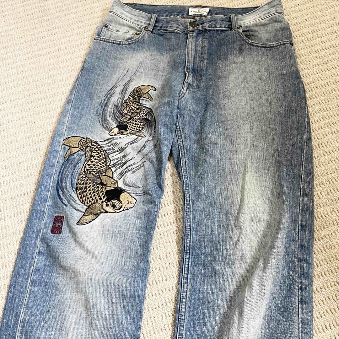 絡繰魂 - サイズW33 絡繰魂 鯉 刺繍 ストレートデニムの通販 by 絡繰魂 - サイズW33 絡繰魂 鯉 刺繍 ストレートデニムの通販 by