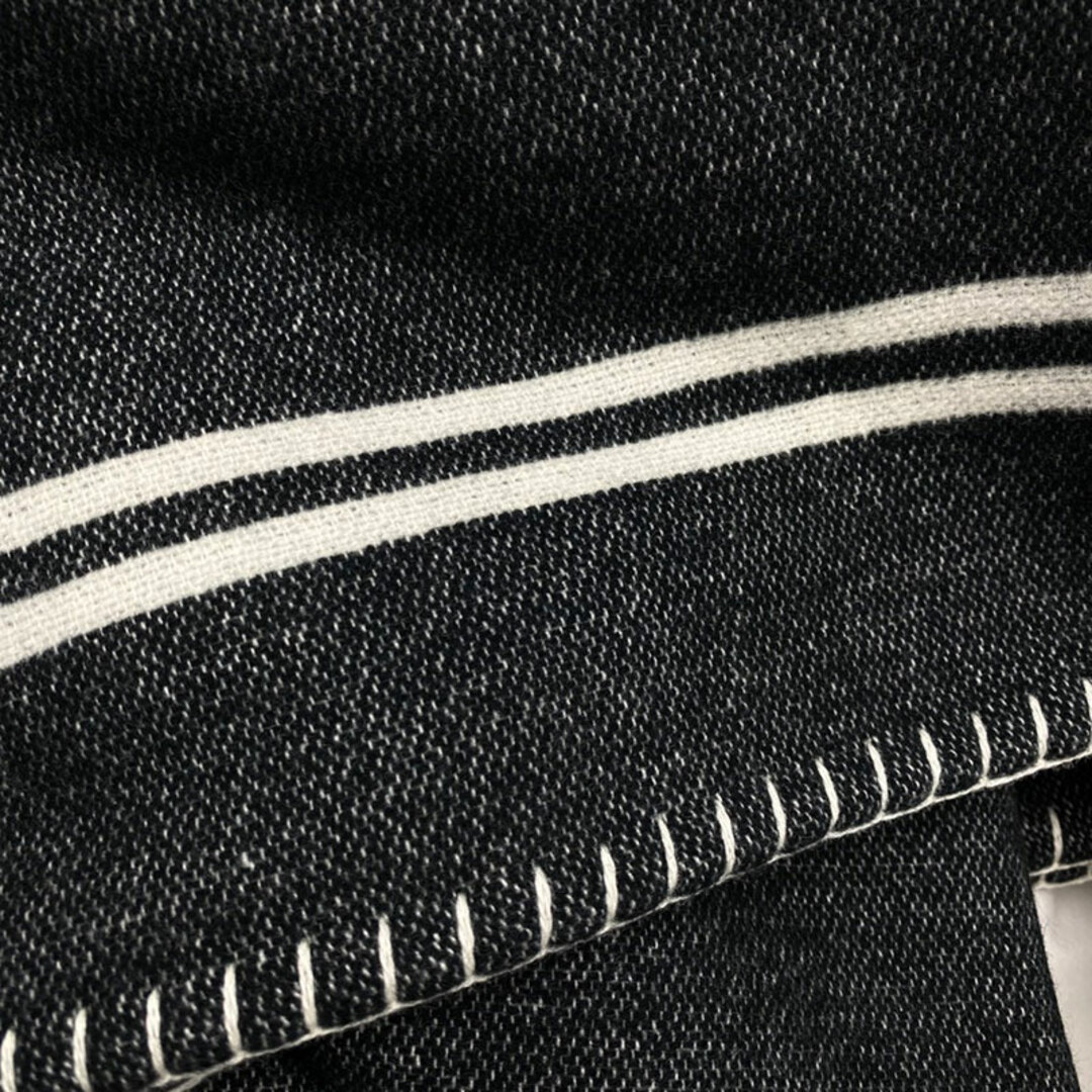 CHANEL - シャネル ブランケット 毛布 ココマーク モノトーン CHANEL - シャネル ブランケット 毛布 ココマーク モノトーン