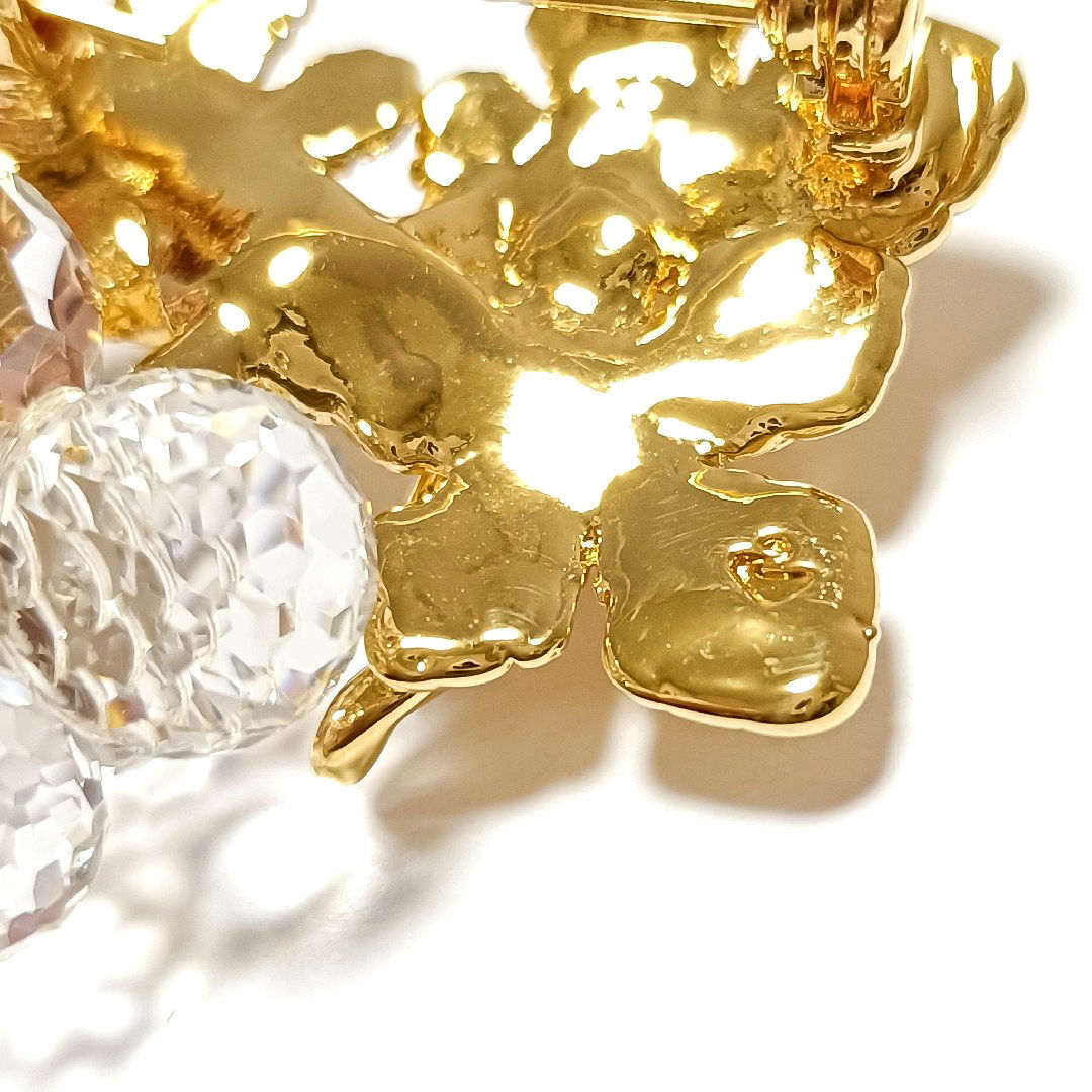 SWAROVSKI - スワロフスキー♥ブローチ ぶどう ブドウ 葡萄 SWAROVSKI - スワロフスキー♥ブローチ ぶどう ブドウ 葡萄
