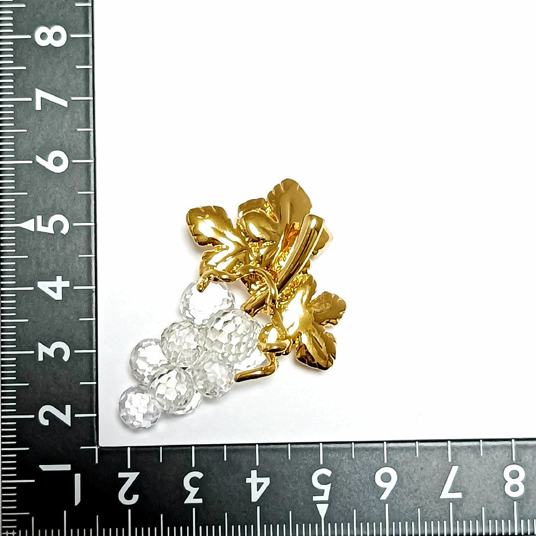 SWAROVSKI - スワロフスキー♥ブローチ ぶどう ブドウ 葡萄 SWAROVSKI - スワロフスキー♥ブローチ ぶどう ブドウ 葡萄