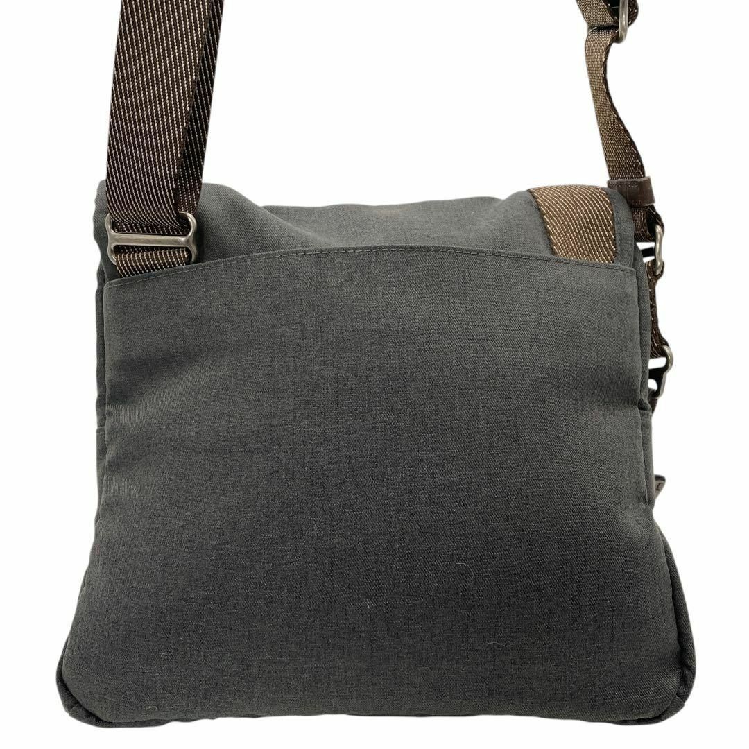 TUMI - 美品! TUMI Alpha Bravo ショルダーバッグ サコッシュ TUMI - 美品! TUMI Alpha Bravo ショルダーバッグ サコッシュ
